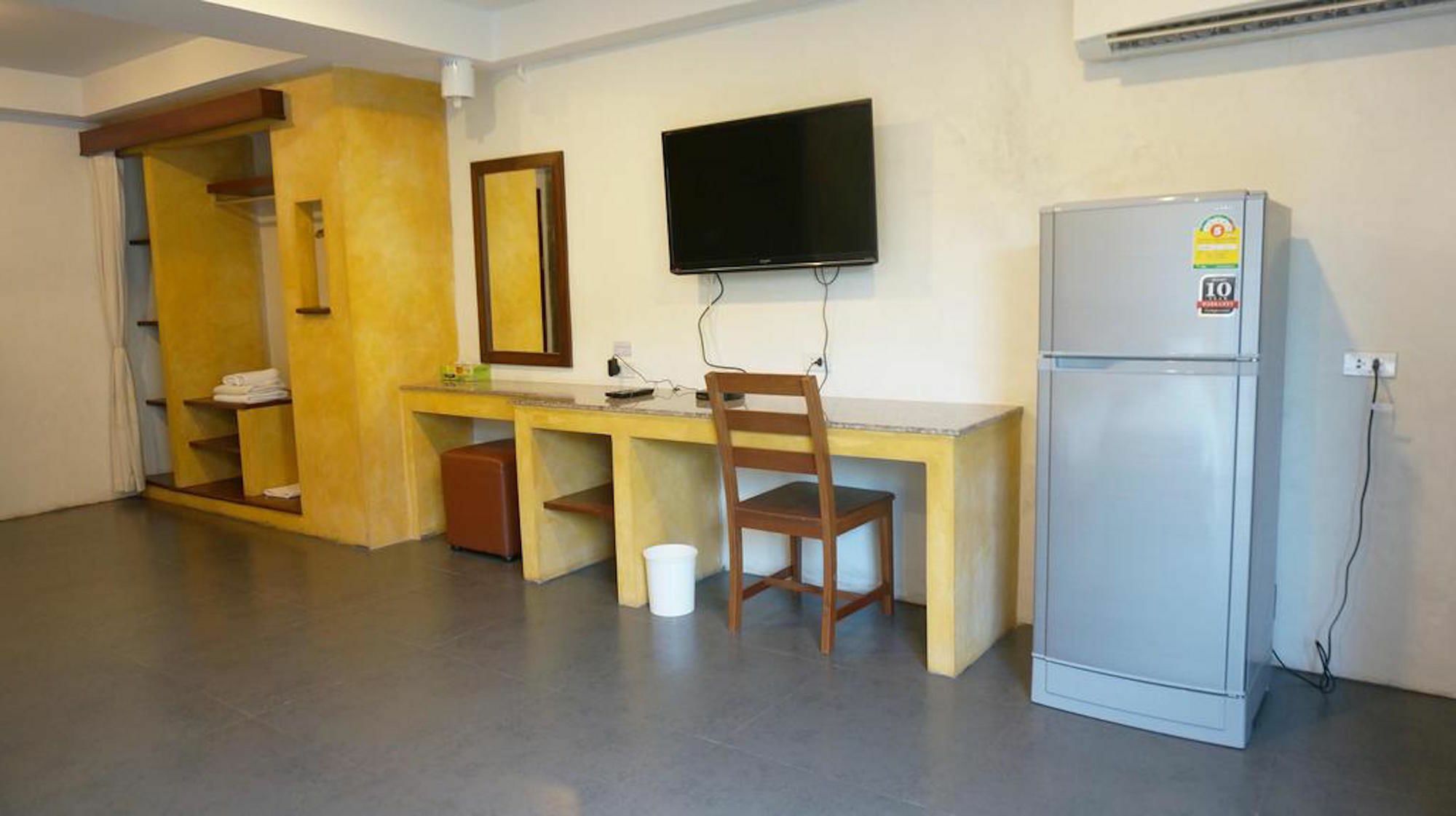 Ingfah Apartment Хатъяй Экстерьер фото
